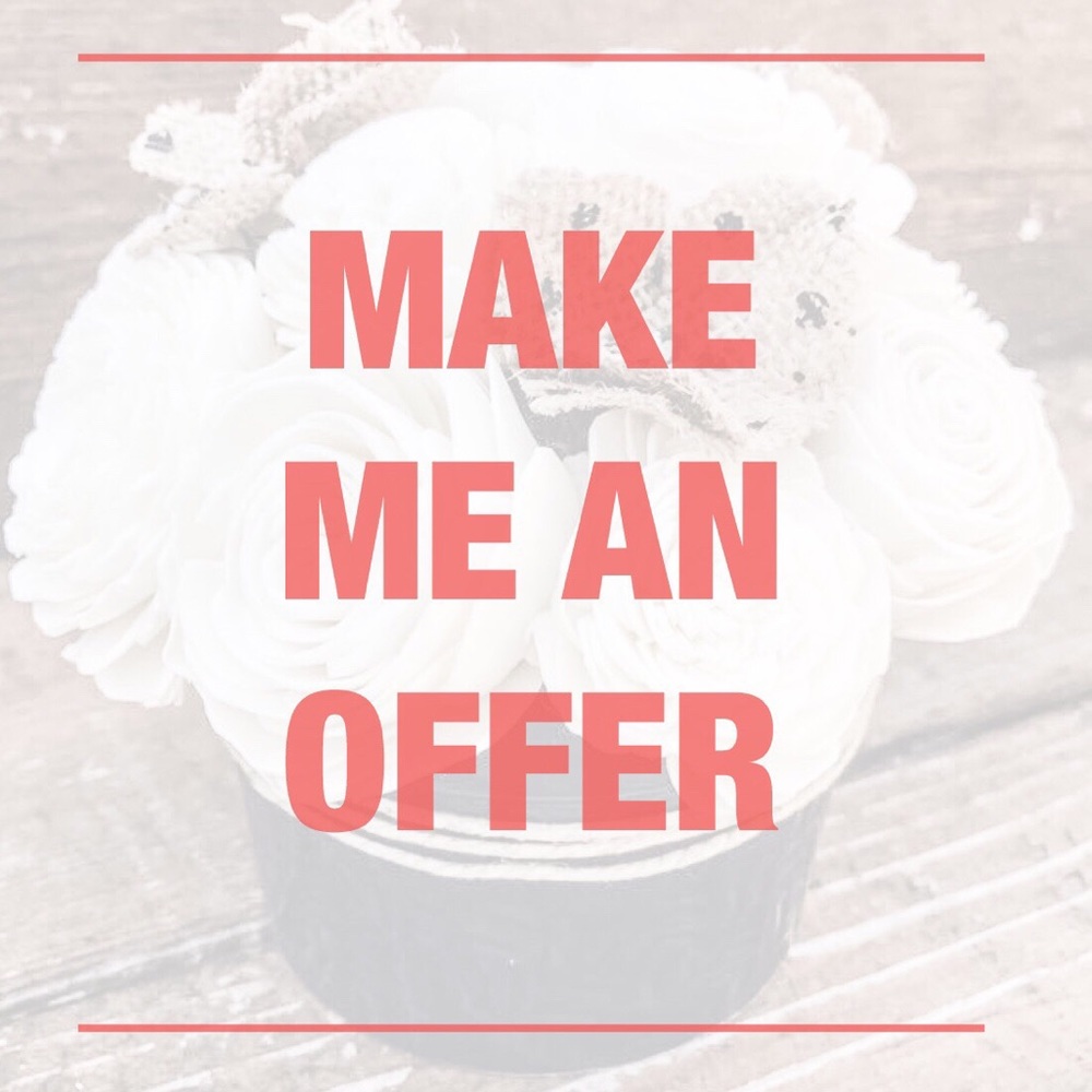 I’m open to all reasonable offers!!🛍